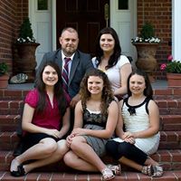 Brother Greg Swan and wife Jessica<br>daughters: Kaylee Conner,<br> Savannah and Sierra Swan